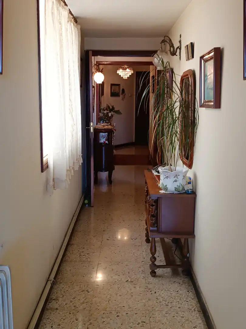 Wohnung zum Verkauf in Pontevedra Capital  mit Heizung und Parkett