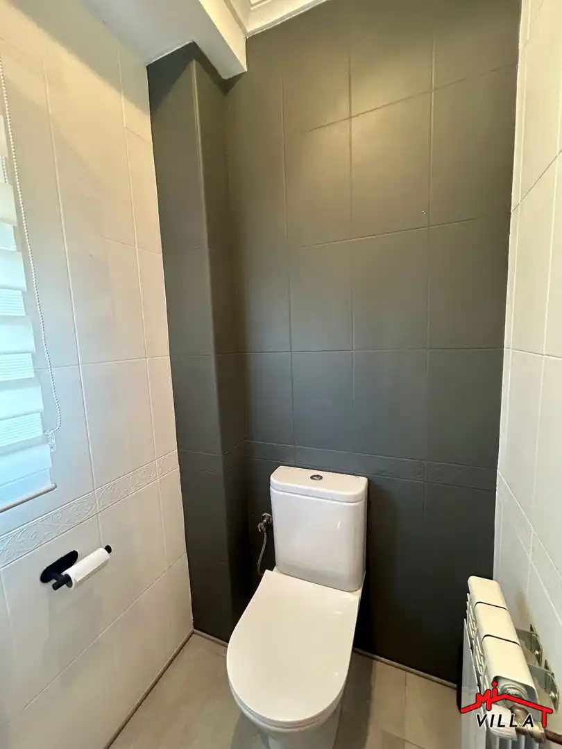 Bathroom of Houses for sale in Bárcena de Cicero  with Heating and Terrace