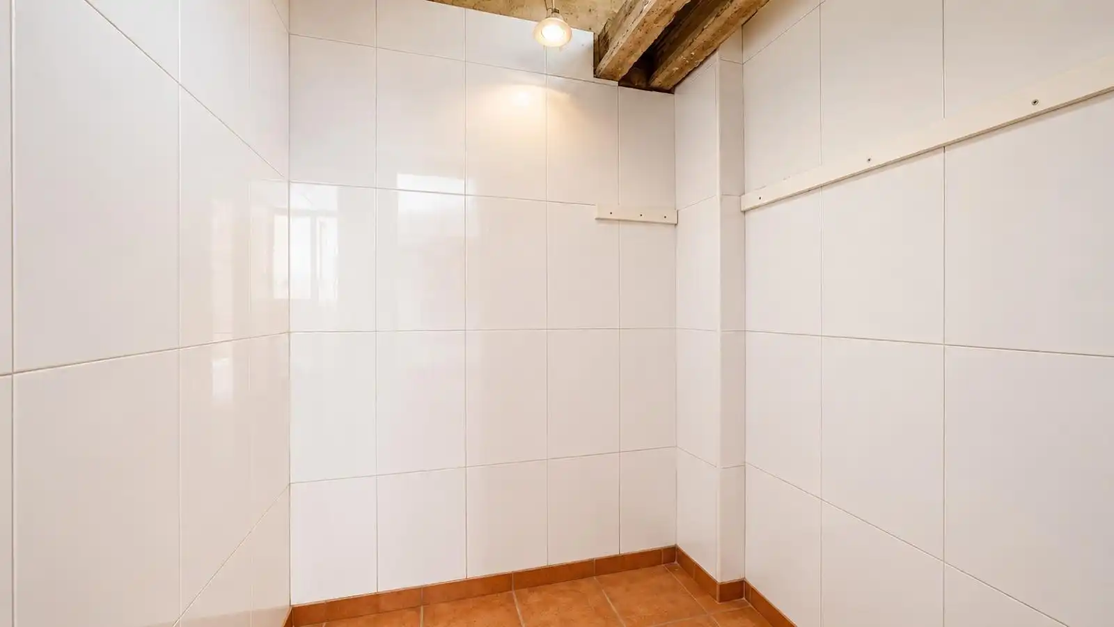 Bany de Local en venda en Almería
