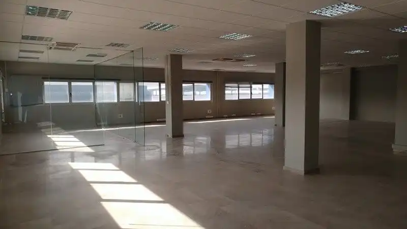Ufficio in vendita a Sur