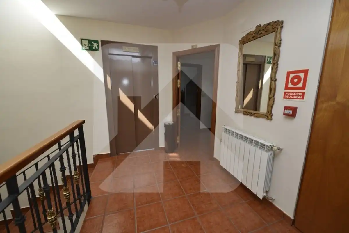 Gebäude zur Miete in Plaza ESPAÑA, 7, Fabero