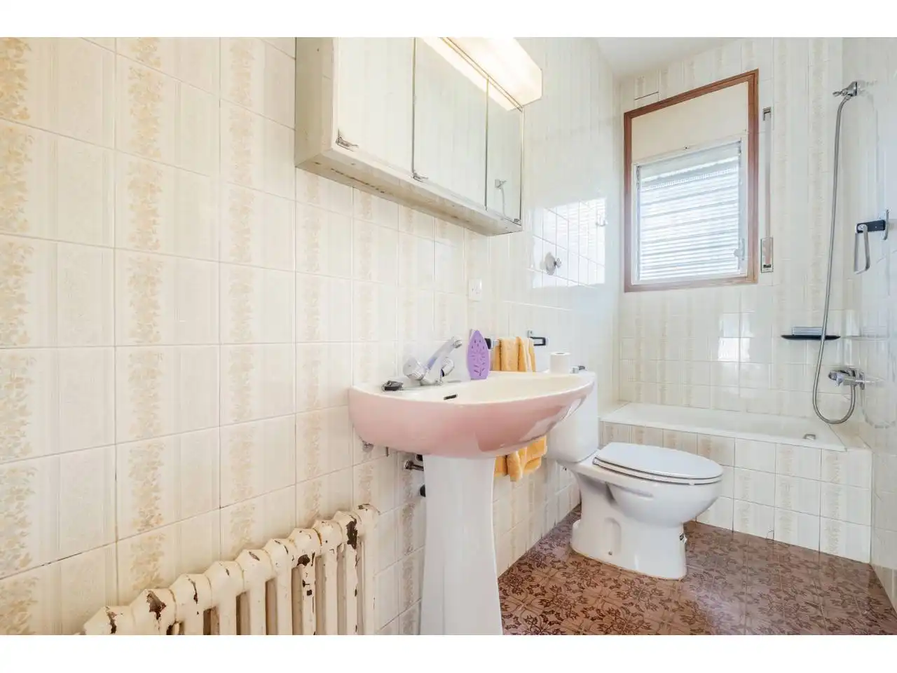 Badezimmer von Haus oder Chalet zum Verkauf in Matadepera mit Heizung, Privatgarten und Terrasse