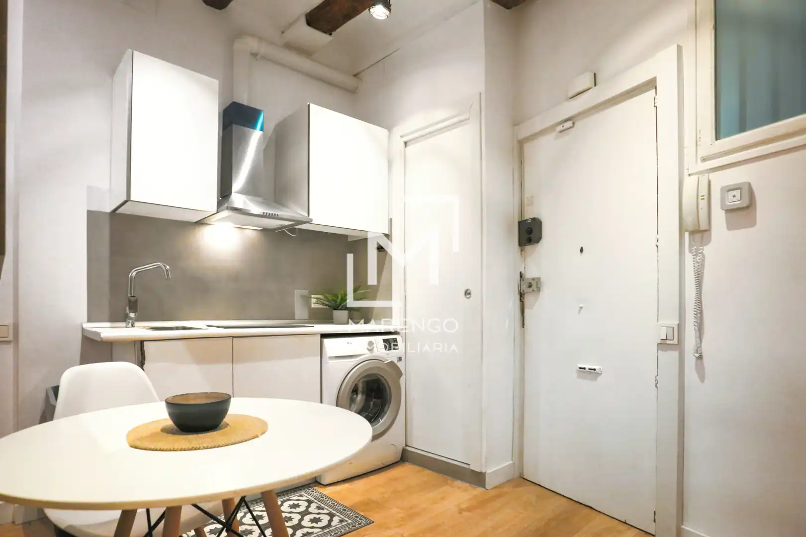 Appartamento con terrazza in vendita a Carrer del Portal Nou, imagen 18