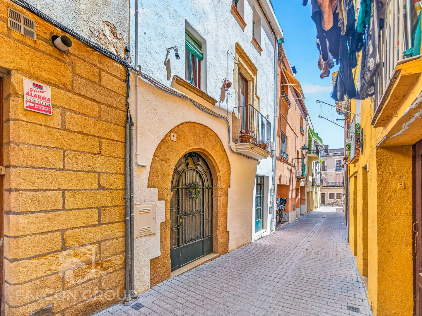 Vista exterior de Casa adosada en venda en L'Arboç amb Aire condicionat, Calefacció i Terrassa