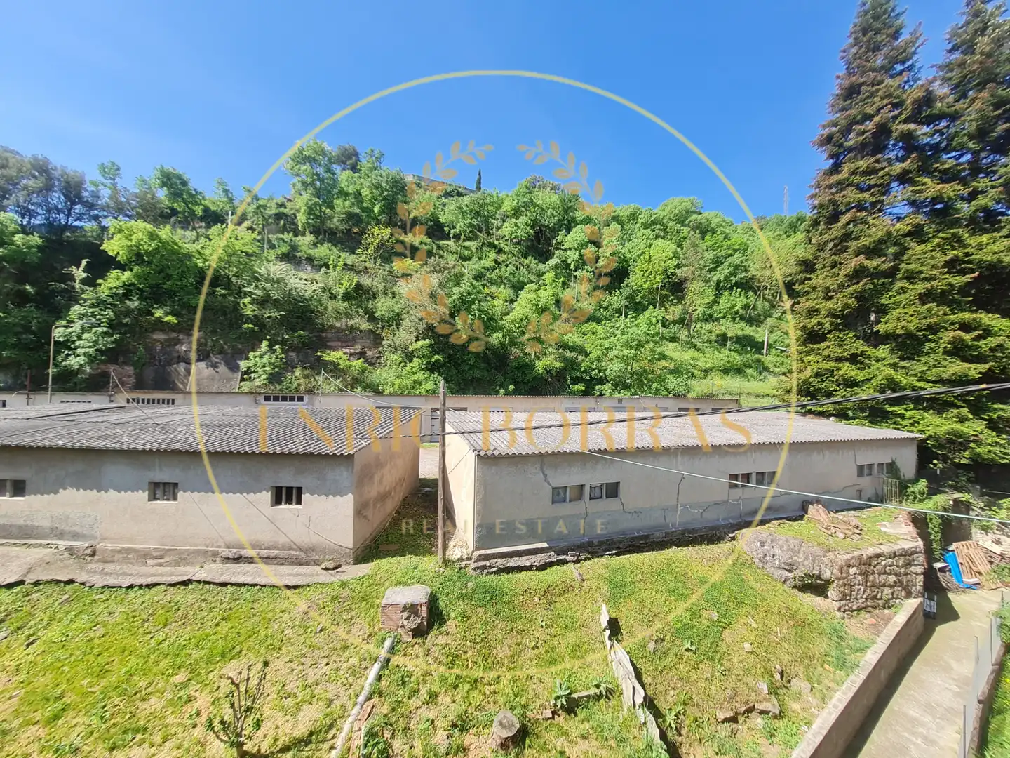 Vista exterior de Pis en venda en Casserres amb Calefacció, Parquet i Terrassa