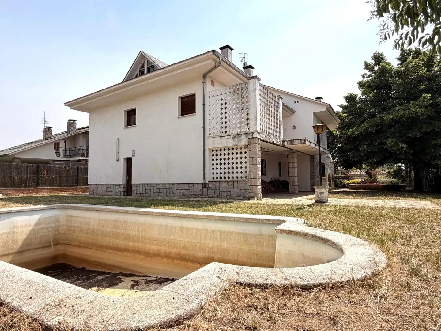 Exterior view of Houses for sale in Canovelles  with Private garden, Terrace and Swimming Pool