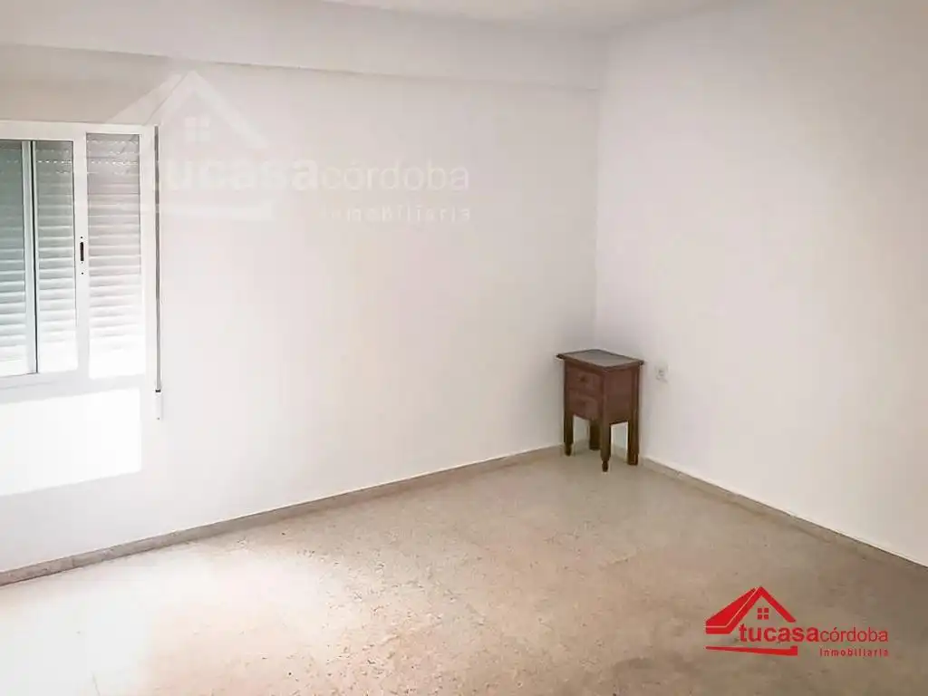 Piso en venta en Córdoba con Terraza