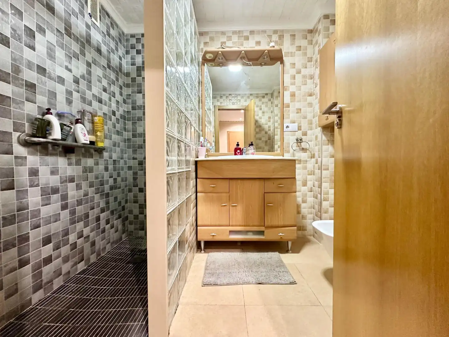 Baño de Piso en venta en Carlet con Balcón