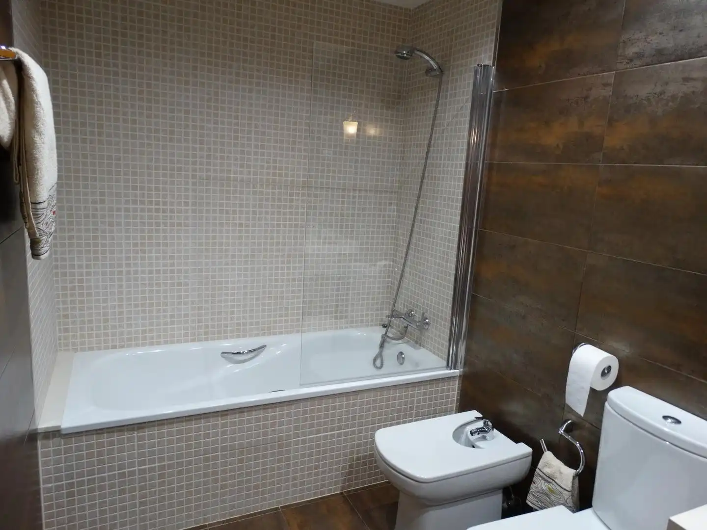 Baño de Casa adosada en venta en L'Aldea con Jardín privado, Terraza y Trastero