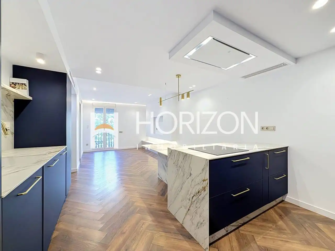 Kitchen of Flat for sale in Barcelona  with Air Conditioner, Heating and Parquet flooring