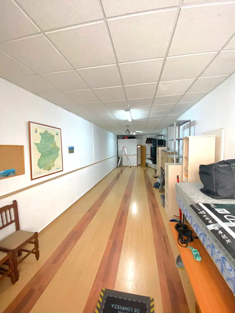 Local comercial en venda a Sur