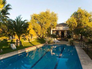 Piscina de Casa o chalet de alquiler en Arriate con Amueblado y Se aceptan mascotas