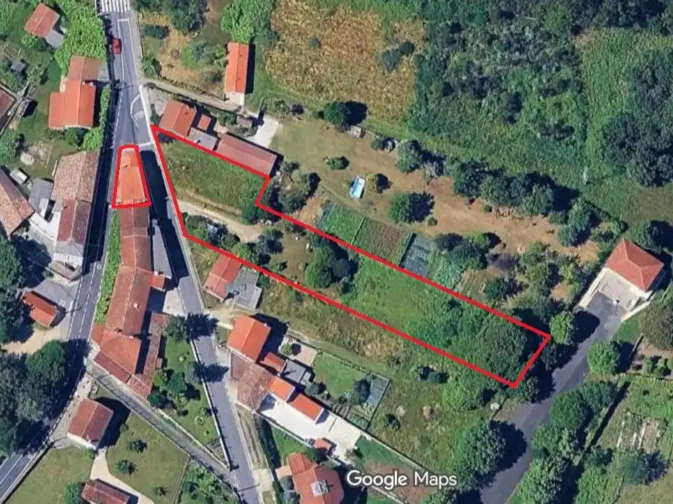Casa adosada en venda en Teo amb Balcó