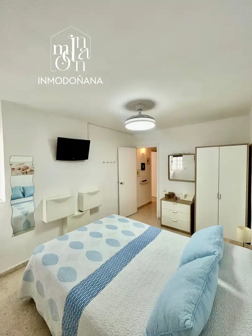Dormitori de Pis en venda en Almonte amb Moblat i Piscina comunitària