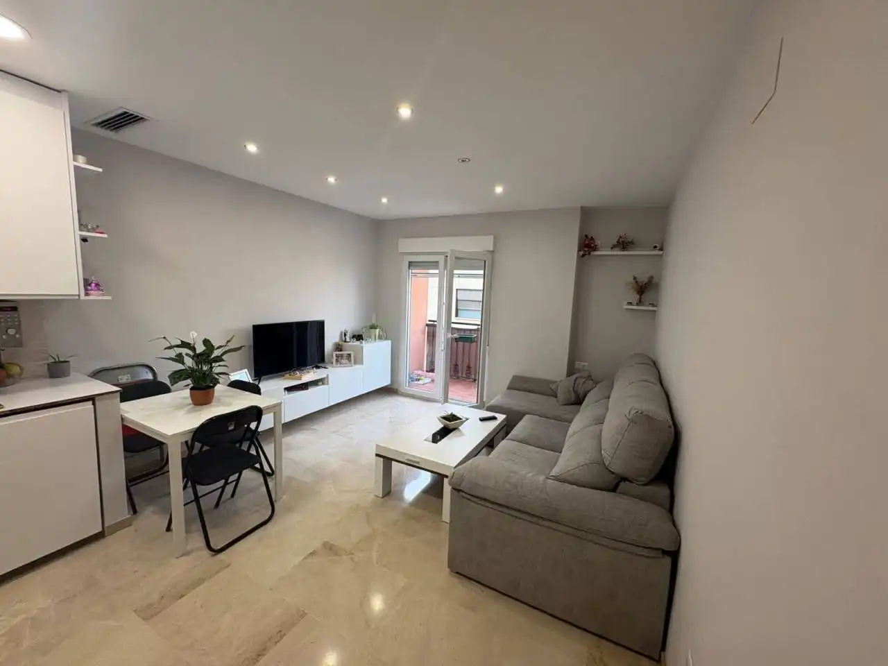 Sala de estar de Piso en venta en Elche / Elx con Aire acondicionado, Calefacción y Trastero