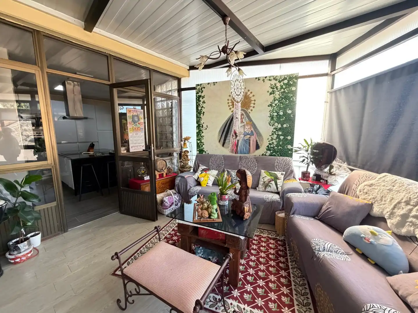 Sala de estar de Casa adosada en venta en Mondariz con Calefacción, Jardín privado y Amueblado