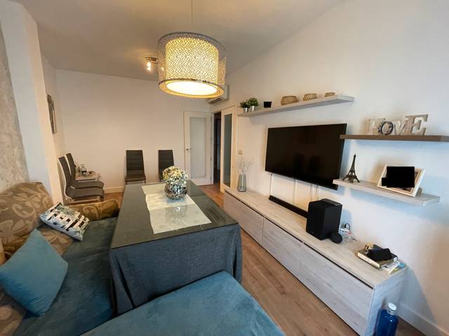 Piso en Venta en Calle Fuentezuela en Rus