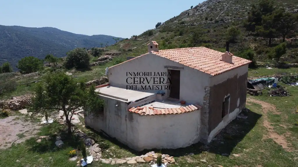 Vista exterior de Finca rústica en venta en Albocàsser
