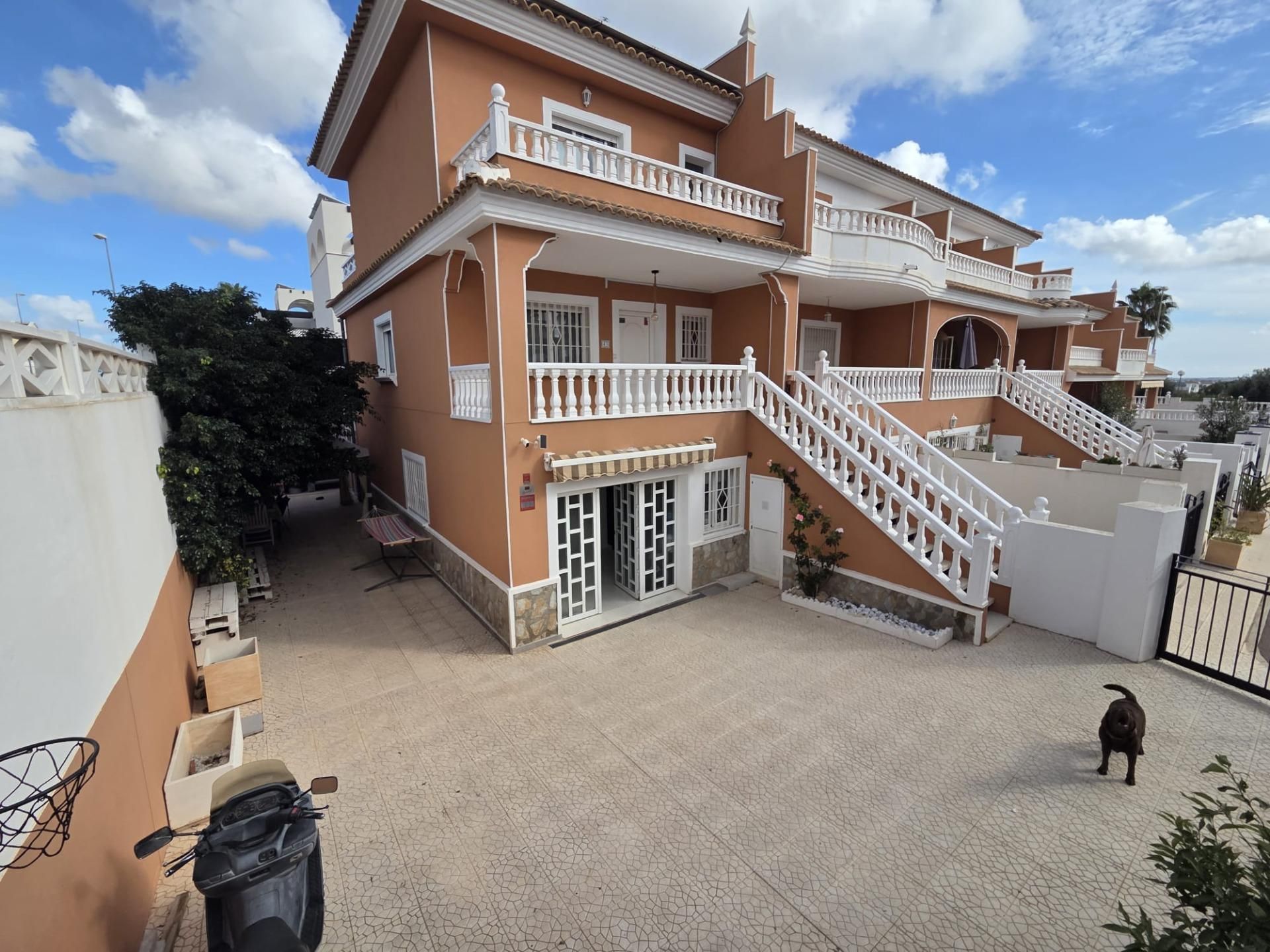 Single-family semi-detached for sale in  DE MALAGA