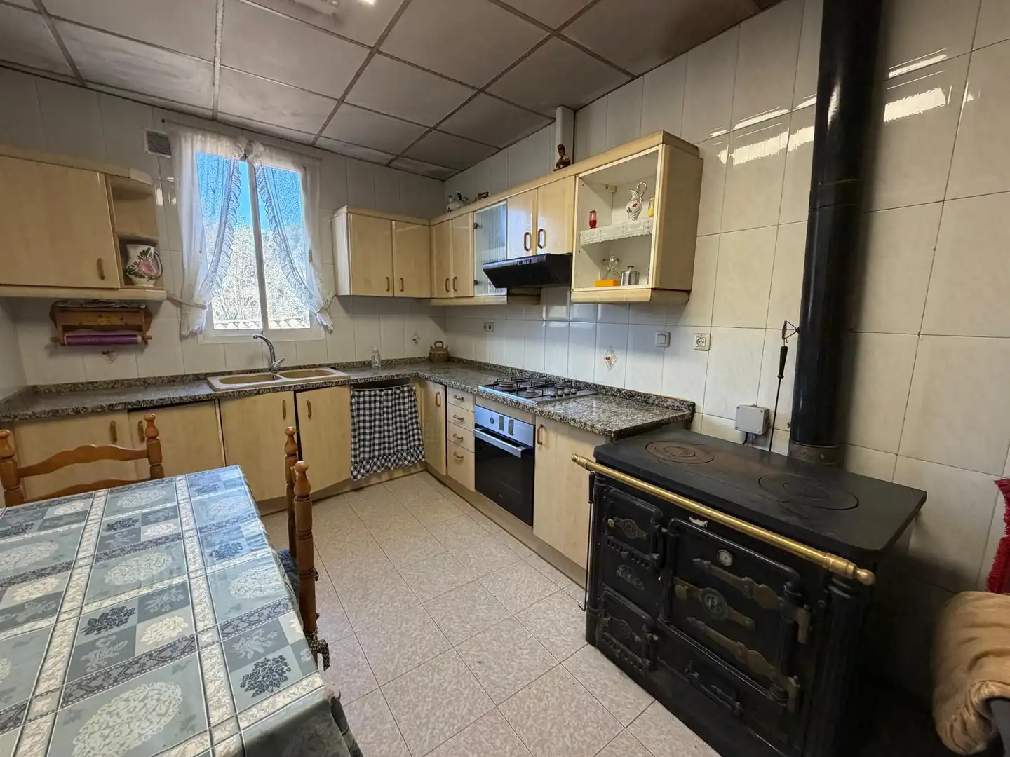 Cocina de Casa o chalet en venta en Vallclara con Calefacción, Terraza y Horno