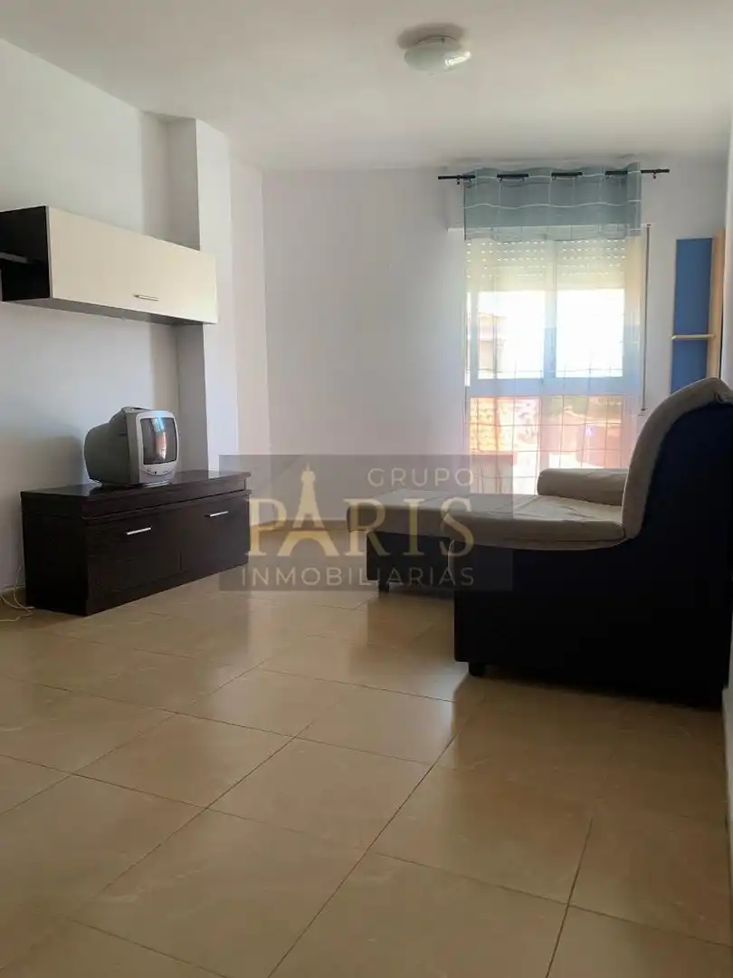 Sala de estar de Piso de alquiler en La Unión con Trastero y Amueblado