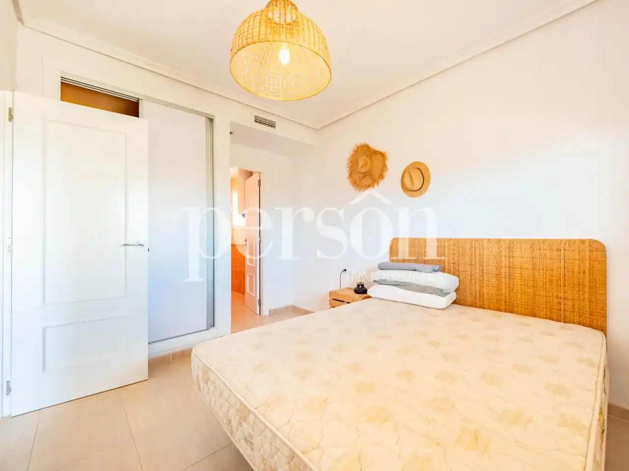Schlafzimmer von Wohnung zum Verkauf in Moncofa mit Klimaanlage, Heizung und Terrasse