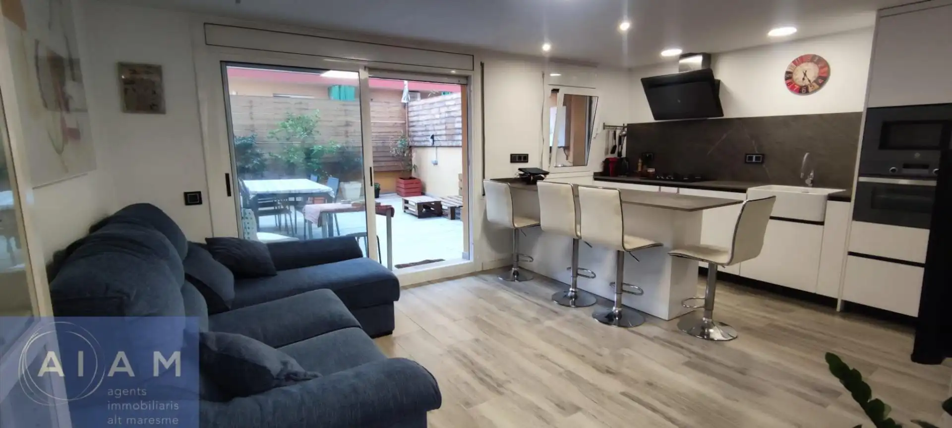 Flat with terrace for sale in Calella, imagen 4
