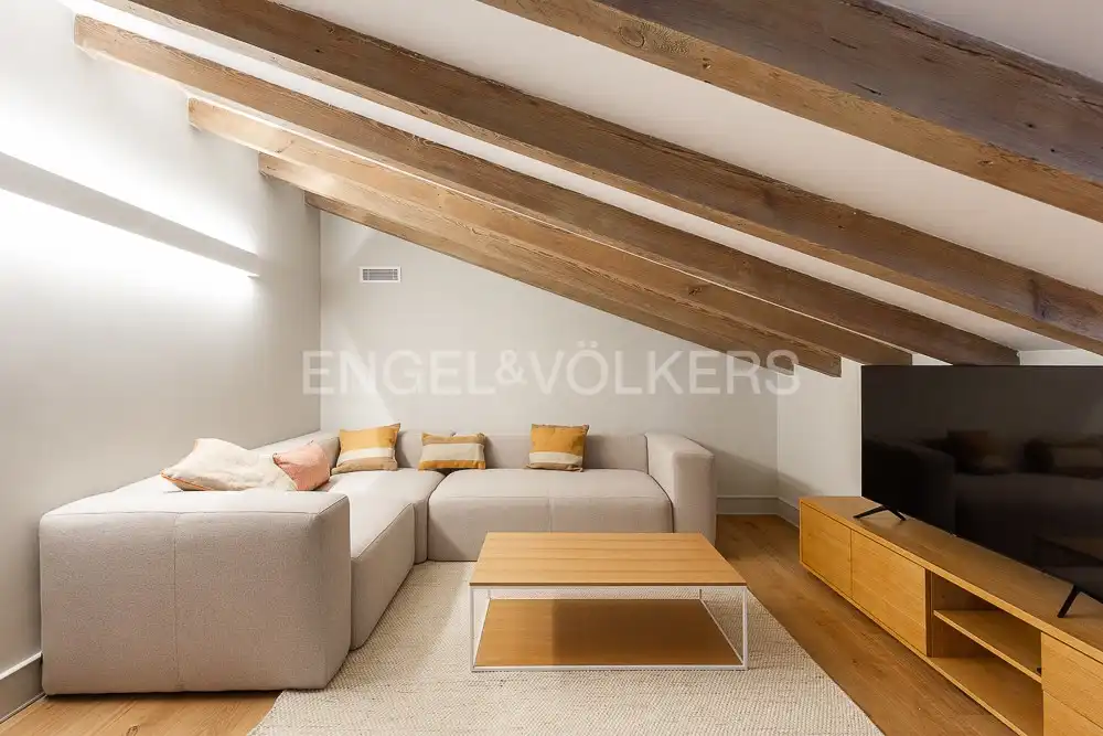 Sala de estar de Ático de alquiler en Valencia con Aire acondicionado, Calefacción y Terraza