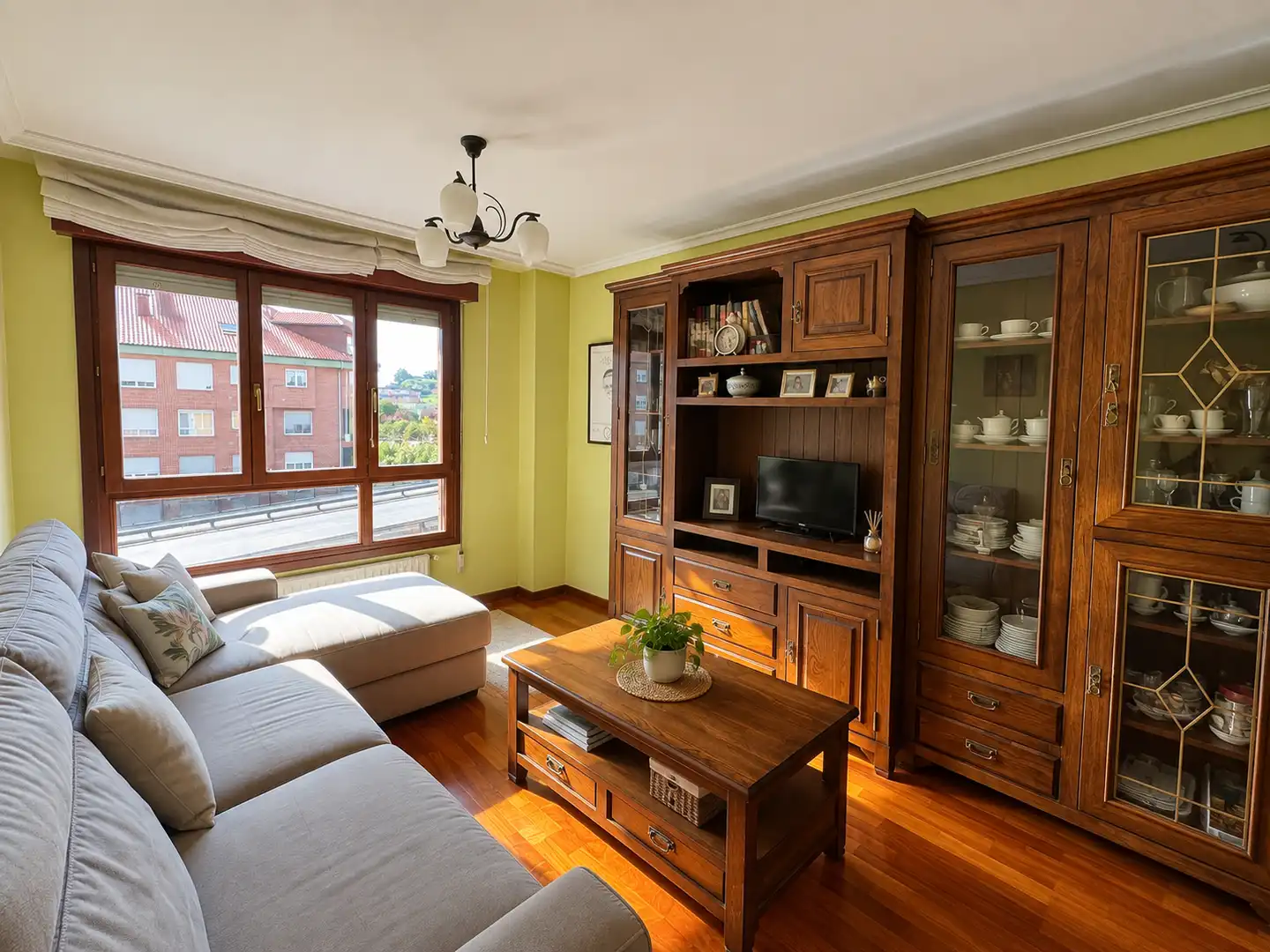 Flat with garden for sale in Parque del Oeste - Olivares, imagen 2