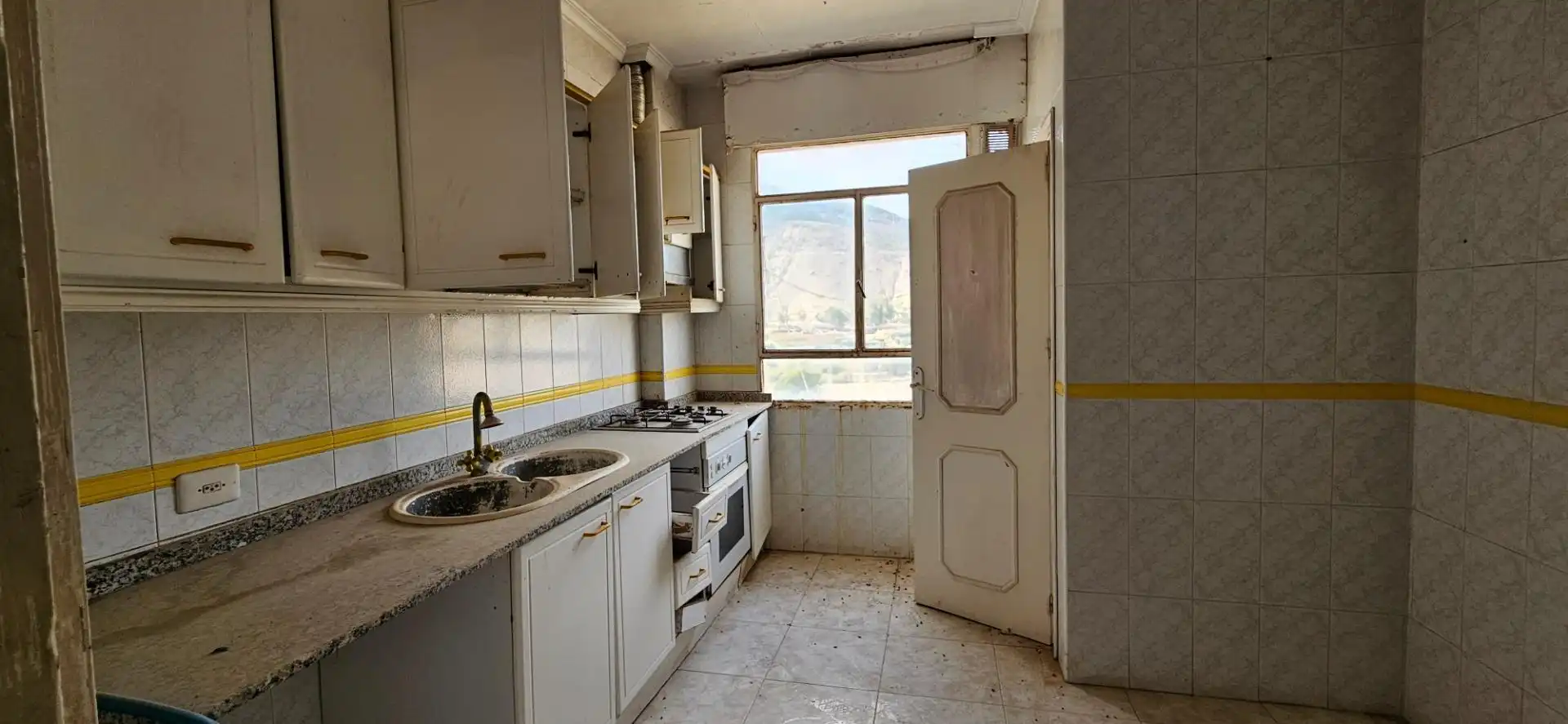 Cocina de Piso en venta en Cieza con Terraza