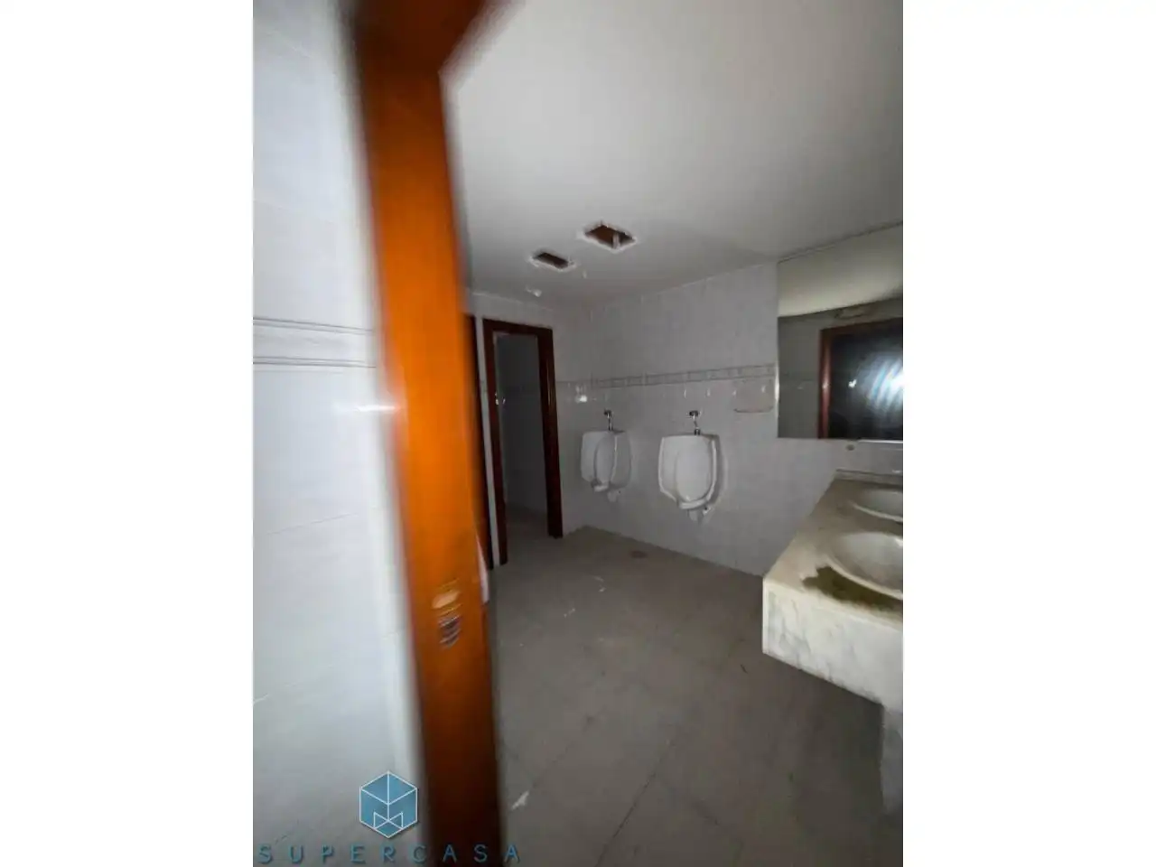 Business premises for sale in Calle San Vicente, imagen 38