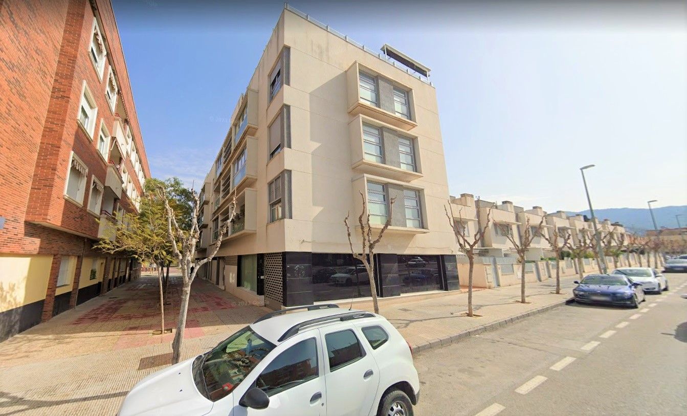 Local en venda a  Primero Mayo, 5, El Palmar