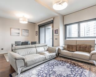 Living room of Flat for sale in  Madrid Capital  with Air Conditioner, Heating and Terrace