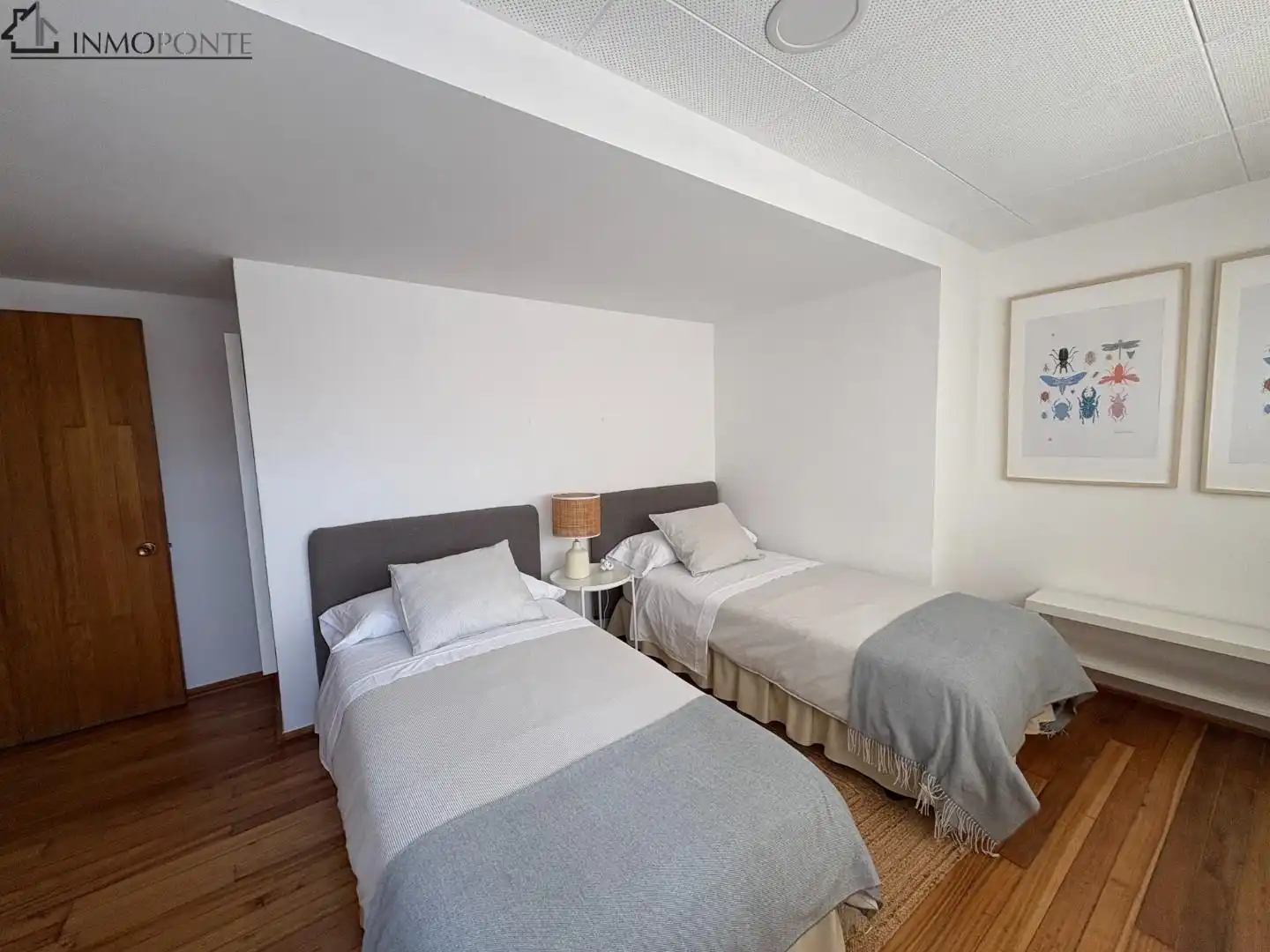 Bedroom of Flat for rent in Pontevedra Capital 