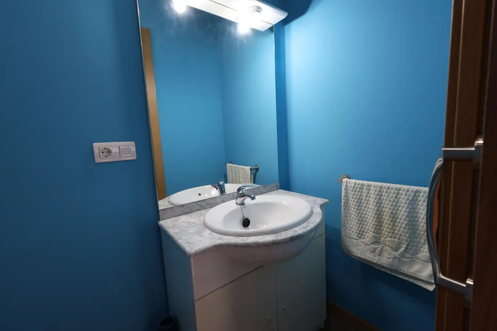 Baño de Casa adosada en venta en Vega de Espinareda con Calefacción