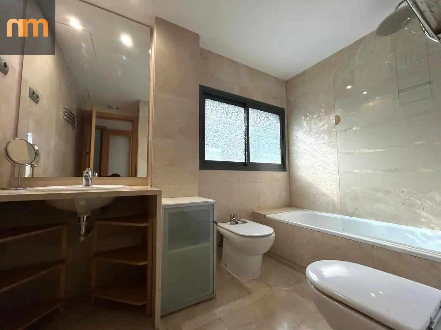 Baño de Ático en venta en Madrid con Aire acondicionado, Calefacción y Terraza