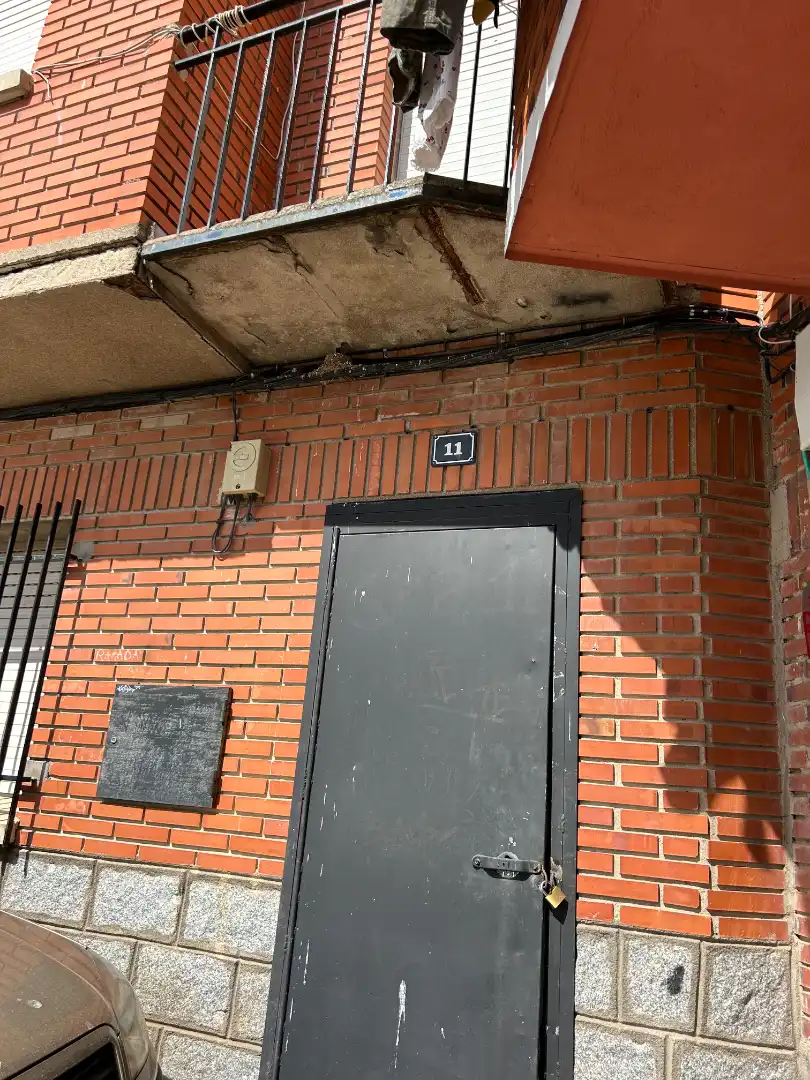 Parkplatz von Haus oder Chalet zum Verkauf in Cenicientos mit Möbliert
