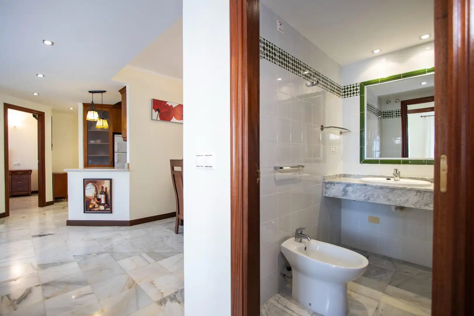 Bany de Apartament en venda en Torrevieja amb Jardí privat, Terrassa i Balcó