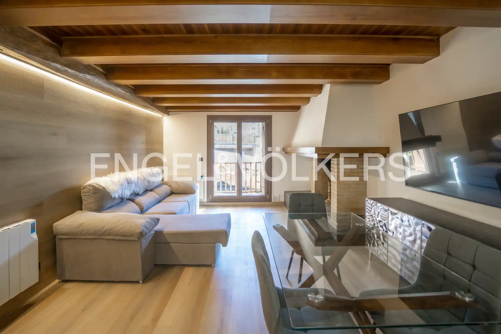Pis de 3 habitacions en venda a Canillo · 35 de 60
