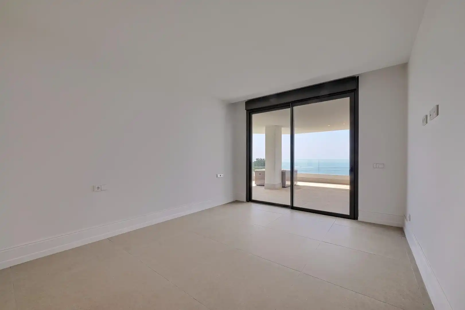 Bedroom of Apartments for sale in Fuengirola  with Air Conditioner, Terrace and Storage room