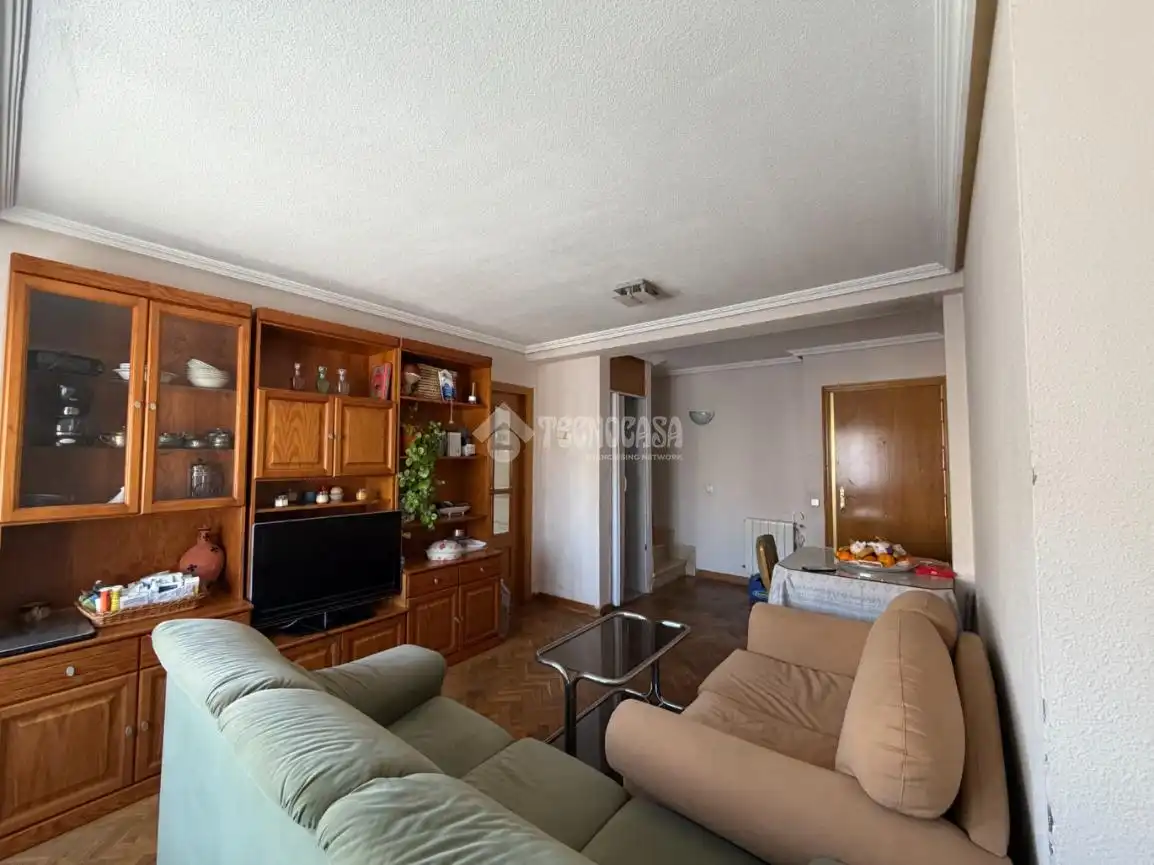 Sala de estar de Piso en venta en Fuente El Saz de Jarama con Aire acondicionado