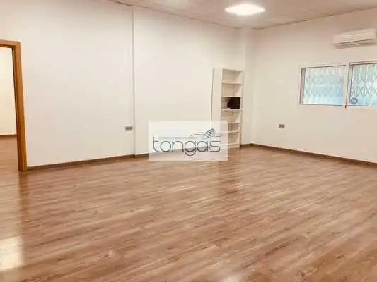 Local comercial de lloguer a Xàtiva