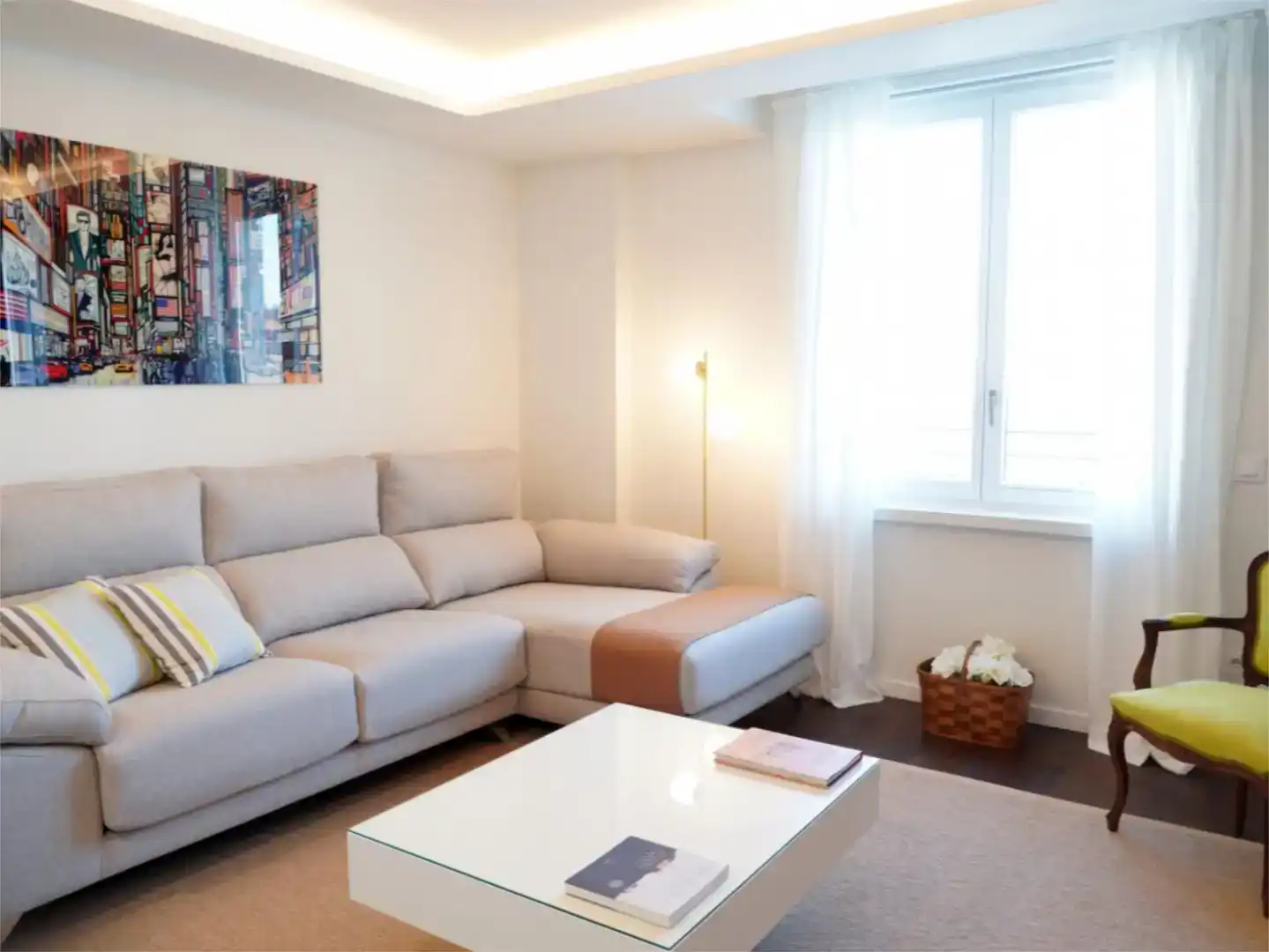 Wohnzimmer von Wohnung zur Miete in Centro