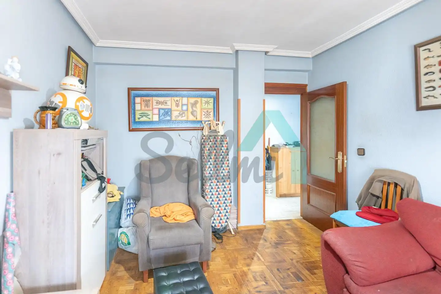 Sala d'estar de Pis en venda en Oviedo  amb Calefacció, Parquet i Terrassa