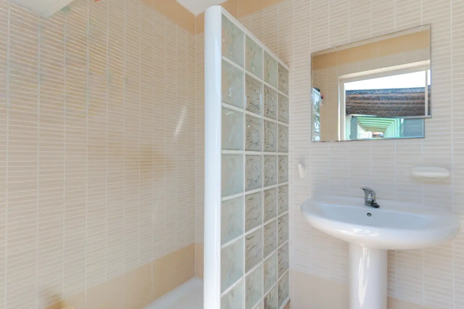 Badezimmer von Country house zum Verkauf in Motril mit Heizung, Abstellraum und Schwimmbad
