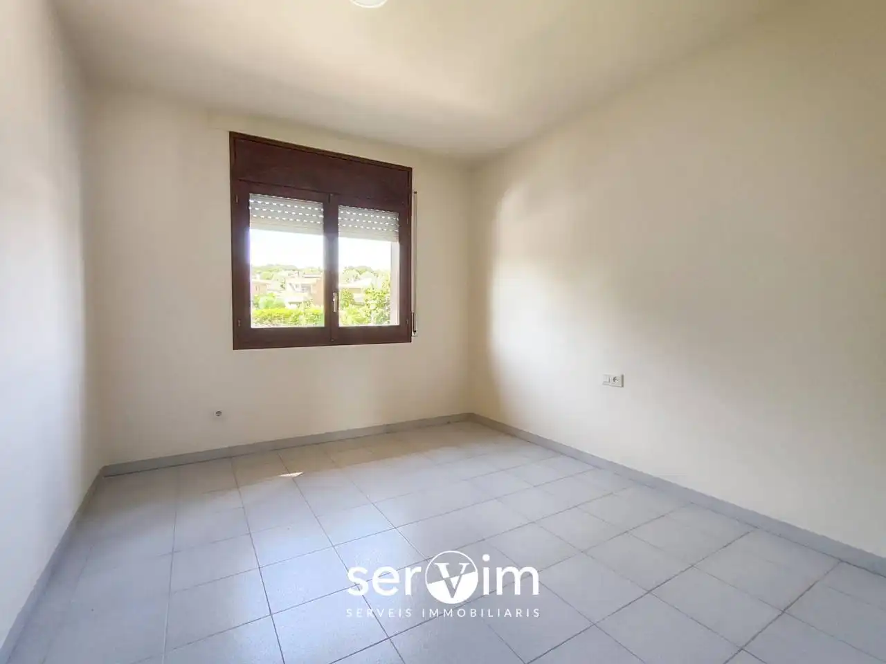 Habitación de Casa o chalet en venta en Girona con Jardín privado