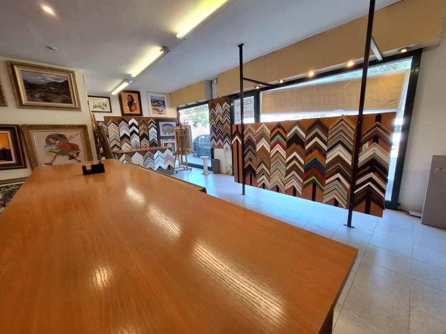 Business premises for sale in Centre - Eixample – Can Llobet, imagen 2