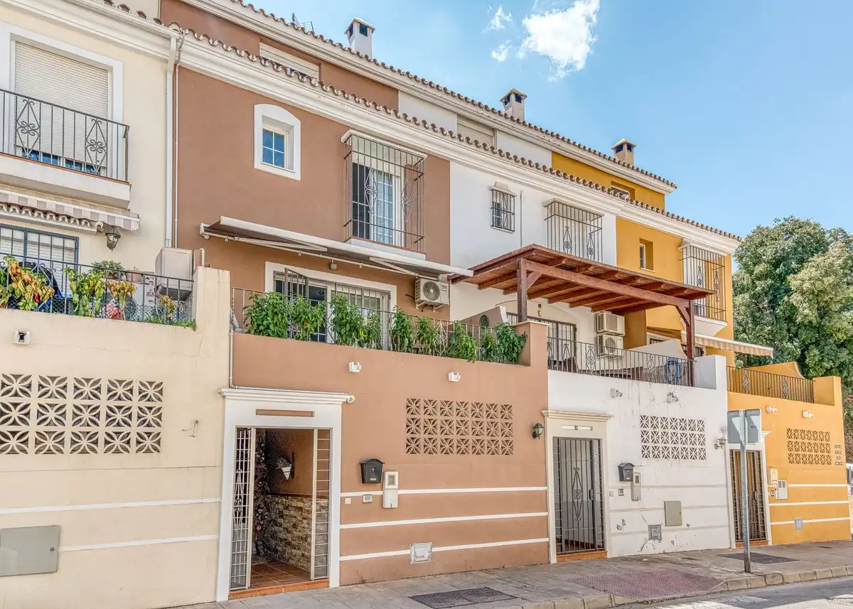 Exterior view of Detached homes for sale in Coín  with Air Conditioner, Private garden and Terrace
