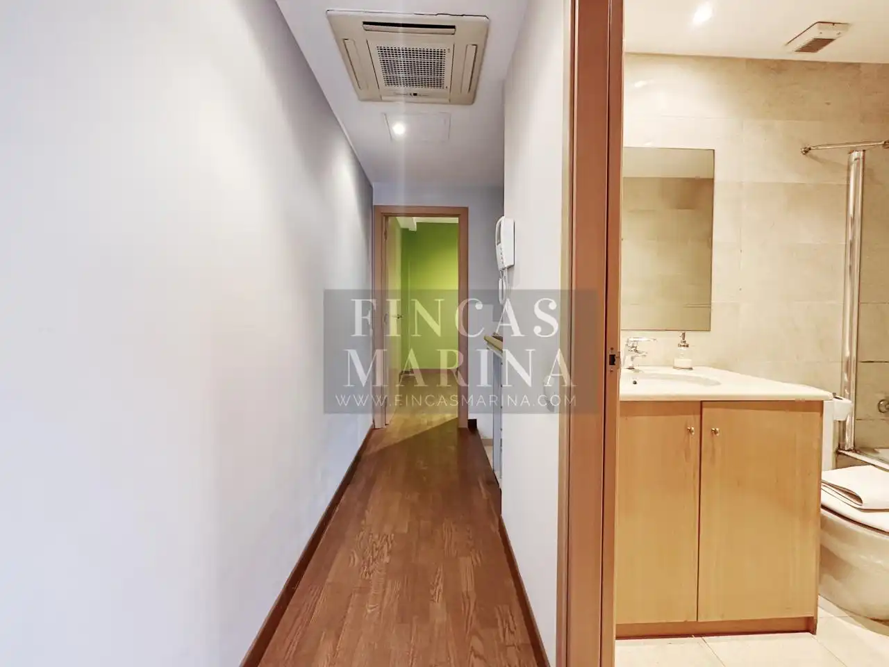Maisonette zum Verkauf in Gavà mit Klimaanlage, Heizung und Parkett