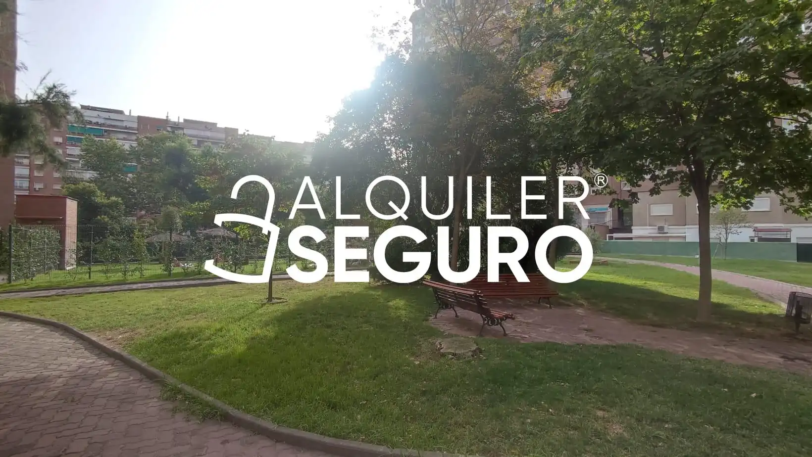 Vista exterior de Piso de alquiler en Madrid con Aire acondicionado, Calefacción y Piscina